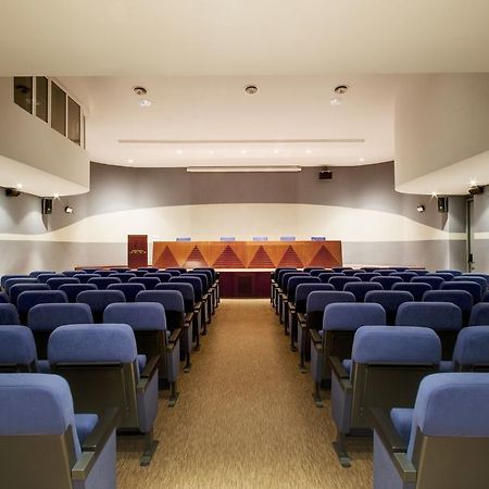 Residencia D'Investigadors Hostel Barcelona Zewnętrze zdjęcie
