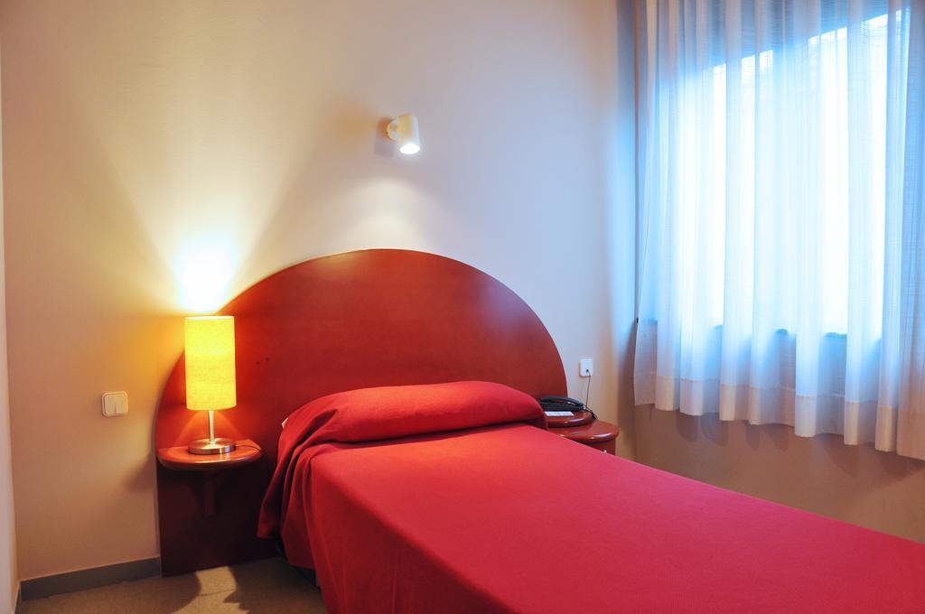 Residencia D'Investigadors Hostel Barcelona Pokój zdjęcie