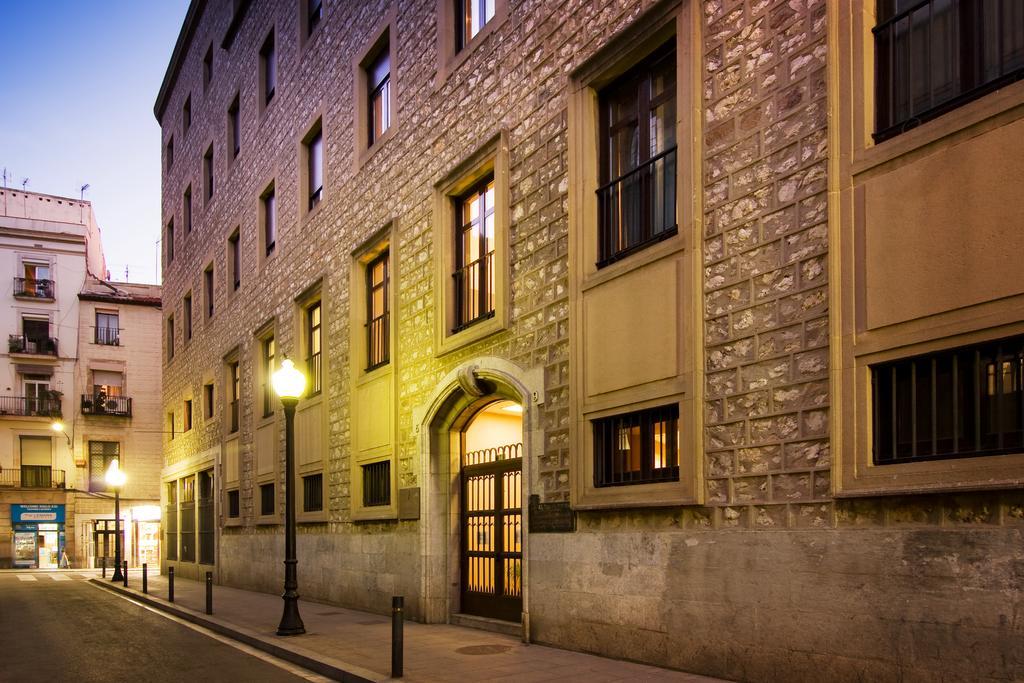 Residencia D'Investigadors Hostel Barcelona Zewnętrze zdjęcie