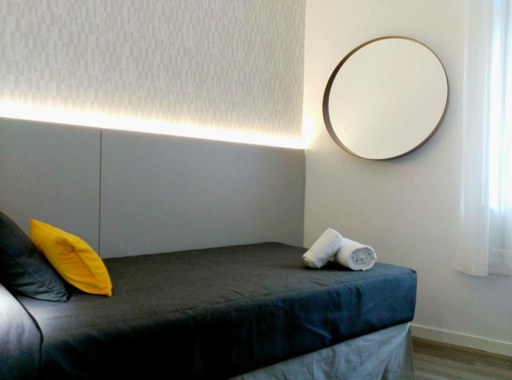Residencia D'Investigadors Hostel Barcelona Zewnętrze zdjęcie