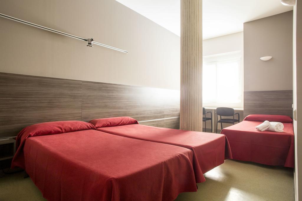 Residencia D'Investigadors Hostel Barcelona Pokój zdjęcie