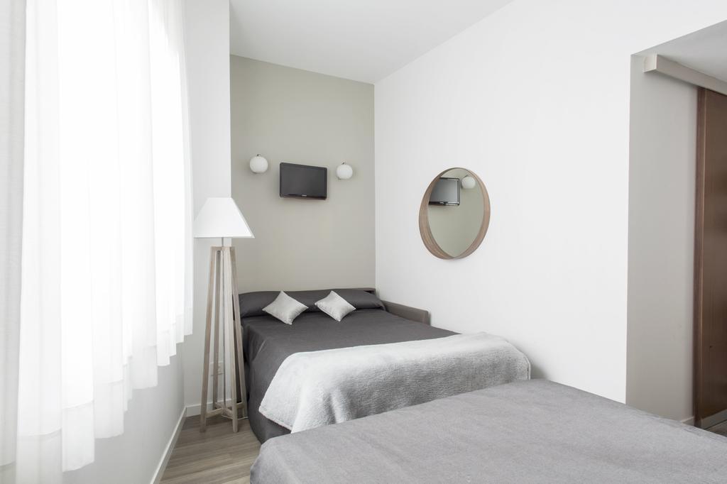 Residencia D'Investigadors Hostel Barcelona Pokój zdjęcie