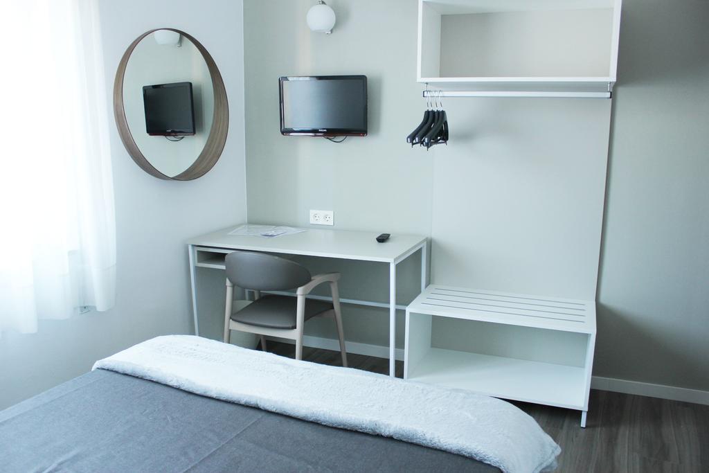 Residencia D'Investigadors Hostel Barcelona Pokój zdjęcie
