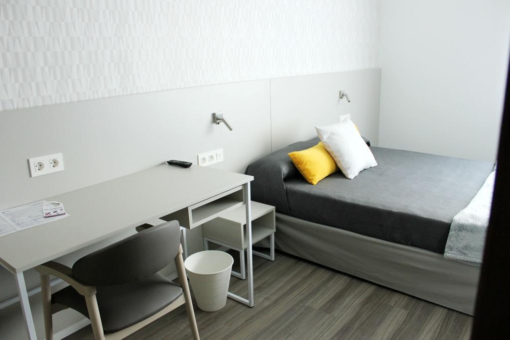 Residencia D'Investigadors Hostel Barcelona Pokój zdjęcie