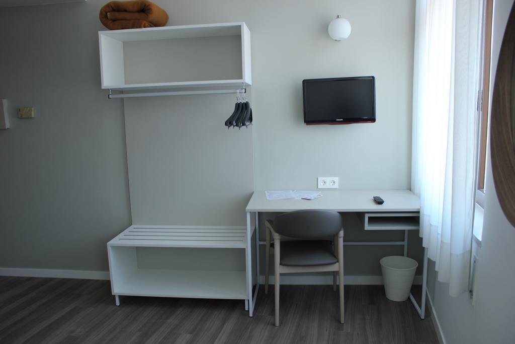 Residencia D'Investigadors Hostel Barcelona Pokój zdjęcie