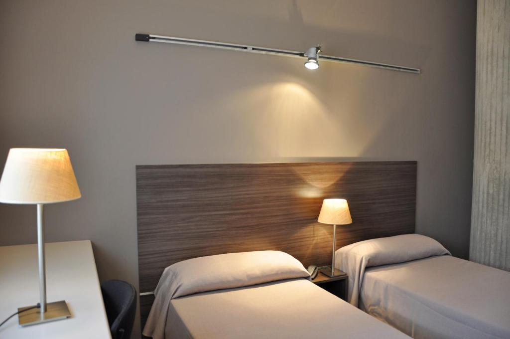 Residencia D'Investigadors Hostel Barcelona Pokój zdjęcie